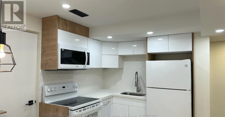 LOWER-128 Adam Place, Newmarket, ON, L3Y 8C4 - 7