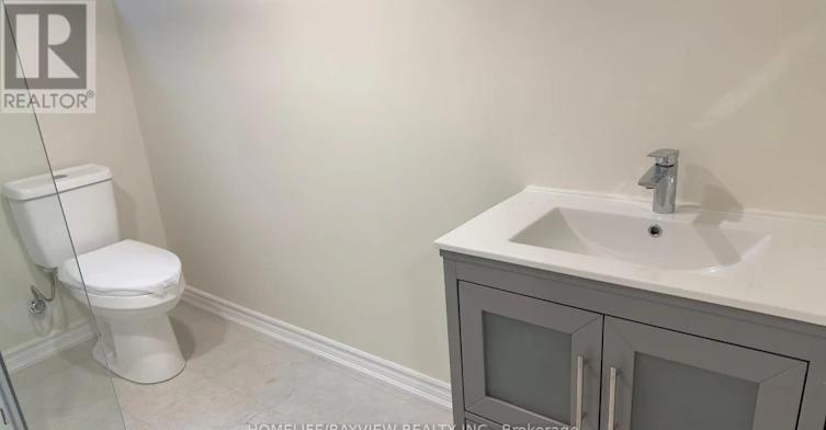LOWER-128 Adam Place, Newmarket, ON, L3Y 8C4 - 16