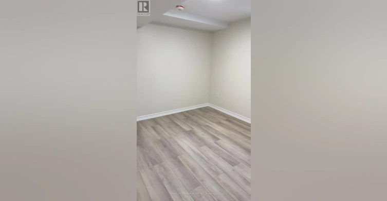 LOWER-128 Adam Place, Newmarket, ON, L3Y 8C4 - 18