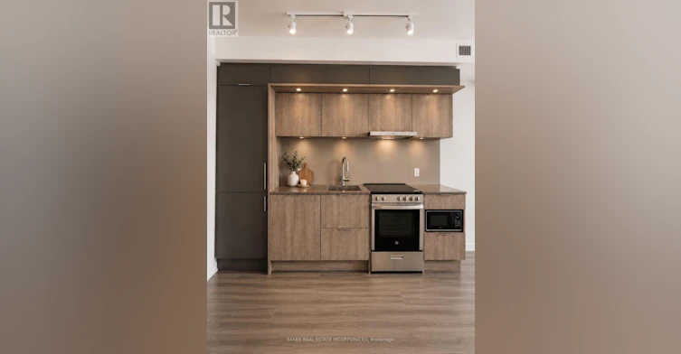 5501-448 Burnhamthorpe Road W, Mississauga, ON, L5B 4M6 - 2
