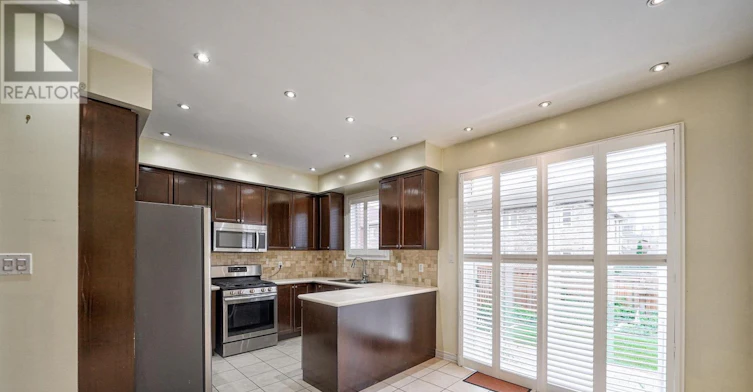 515 Coach Drive, Mississauga, ON, L5R 0C3 - 8
