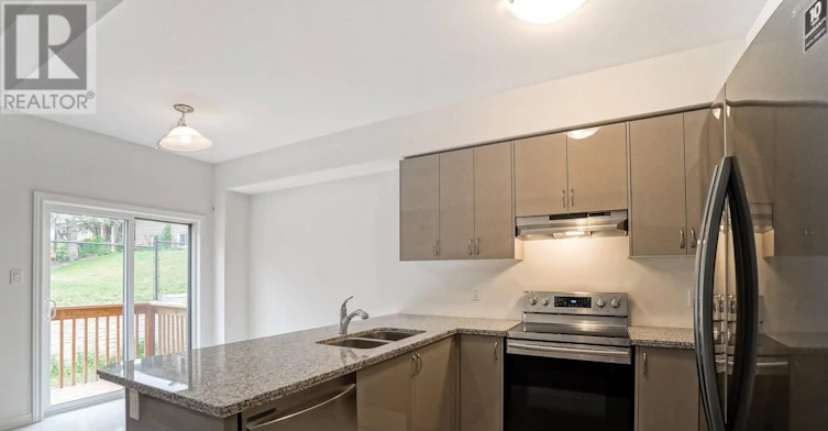 2-515 Garner Road W, Hamilton, ON, L9G 3K9 - 12