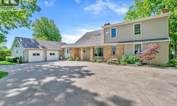 388 Seacliff Drive West