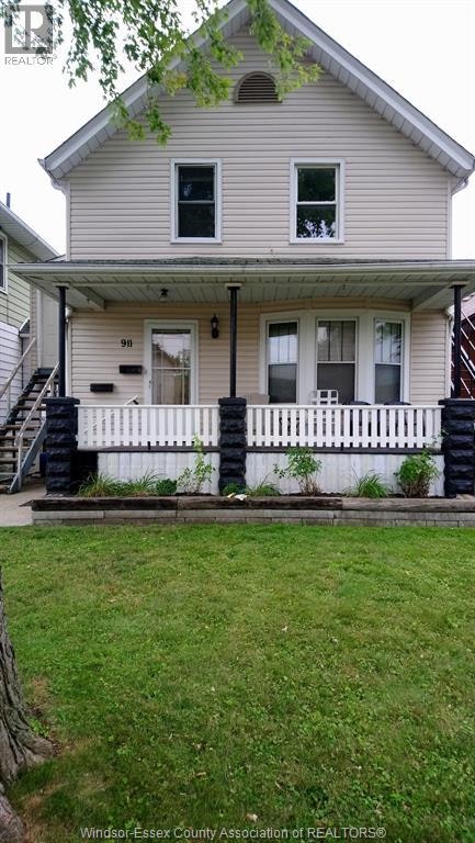 911 Langlois, Windsor, ON, N9A 2H2