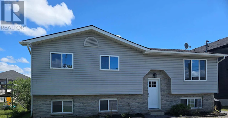 44 Cannifton Road N, Belleville, ON, K8N 4T8