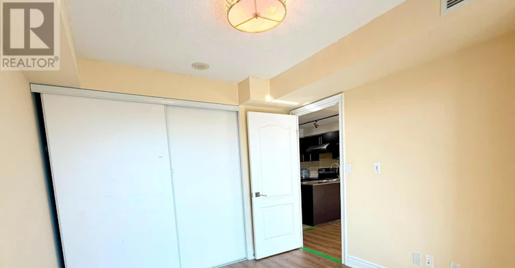 601-60 Town Centre Boulevard SOUTH, Markham, ON, L6G 0C5 - 11