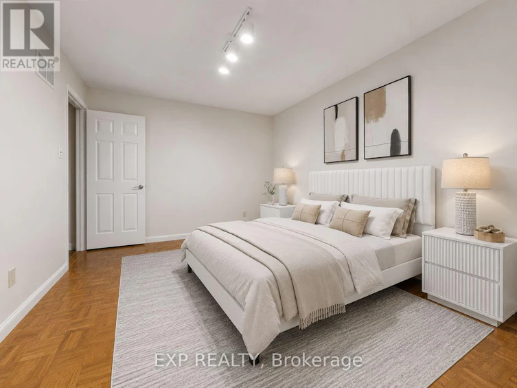 16 Wainwright Avenue, Richmond Hill, ON, L4C 5R5 - 23