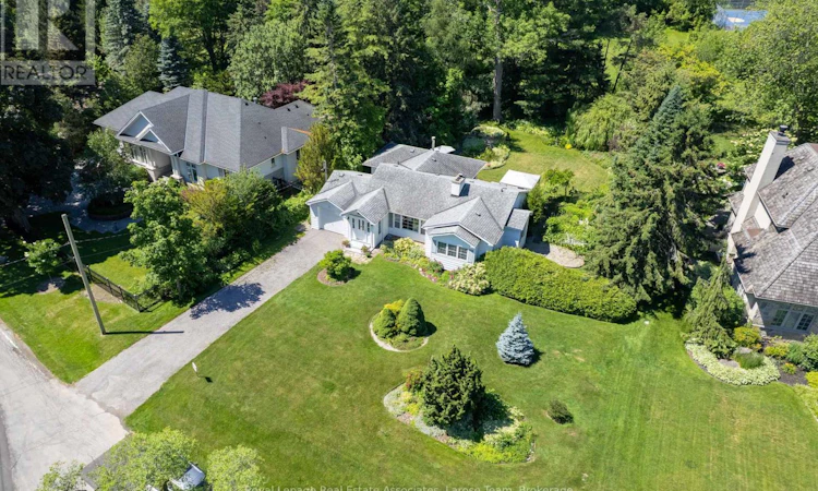 434 Apple Lane