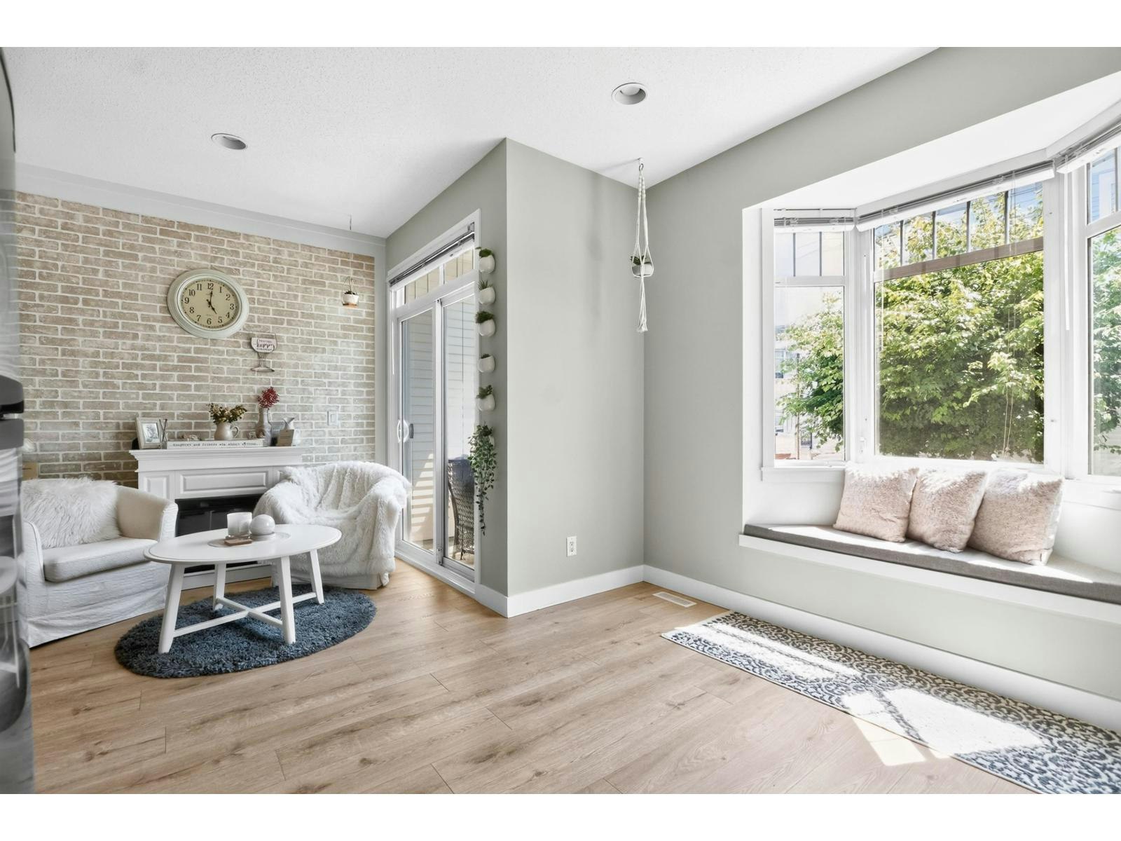 83-19551 66 Avenue, Surrey, BC, V4N 0Z5