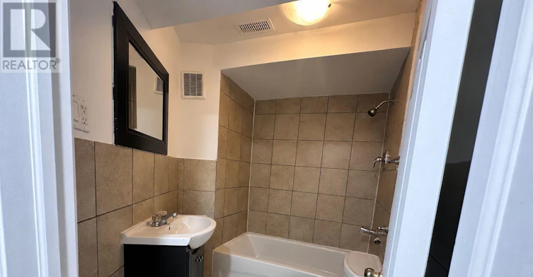 18 Hearth Place, Toronto, ON, M1C 0C4 - 16
