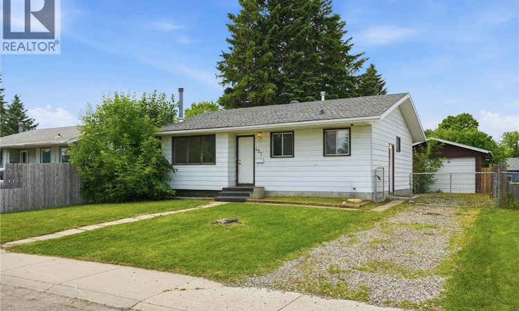 457 Meighen Crescent