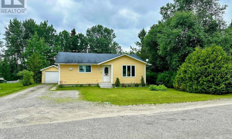 62 Redwing Avenue