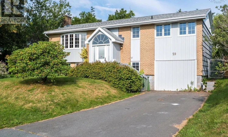 59 Hollyoake Lane