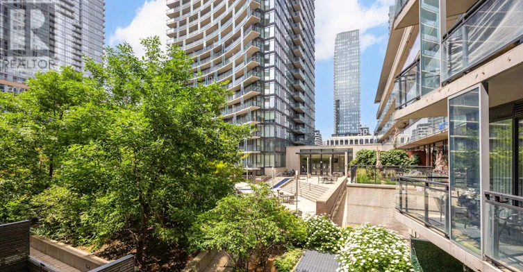 332-8 Telegram Mews, Toronto, ON, M5V 3Z5 - 24