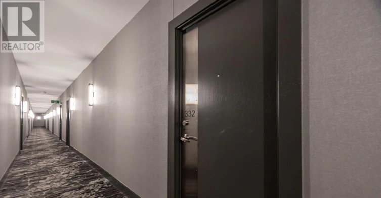 332-8 Telegram Mews, Toronto, ON, M5V 3Z5 - 4