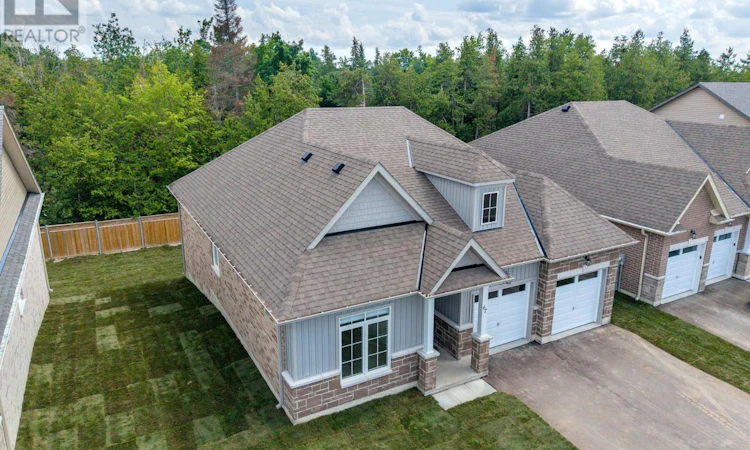 67 Hillcroft Way