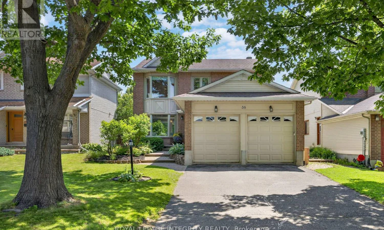 38 Pebble Creek Crescent