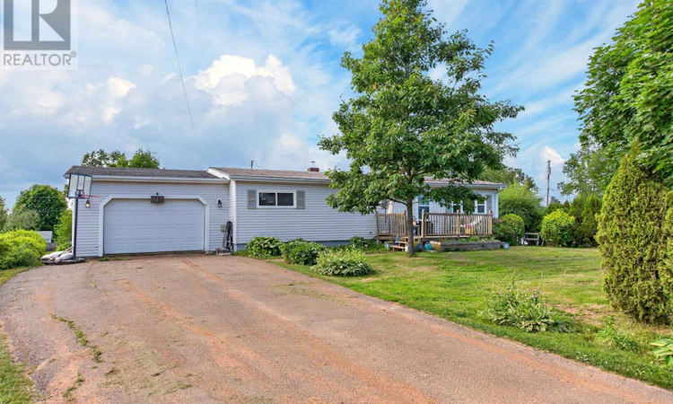 23 Lakeview Drive