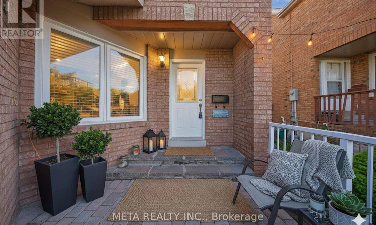 12 Heaver Drive