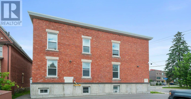 3-135 Concord Street S, Ottawa, ON, K1S 0Z3 - 30