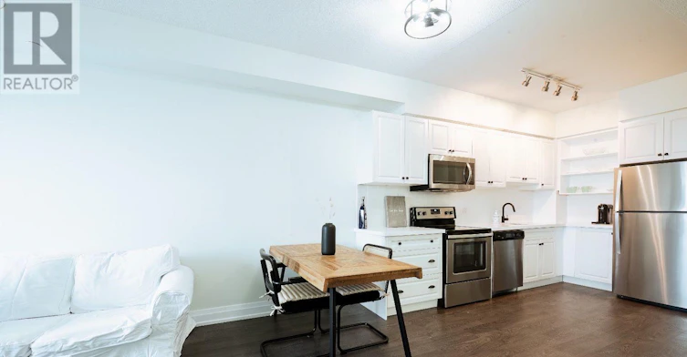 211-3600 7 Highway Road, Vaughan, ON, L4L 0G8 - 4