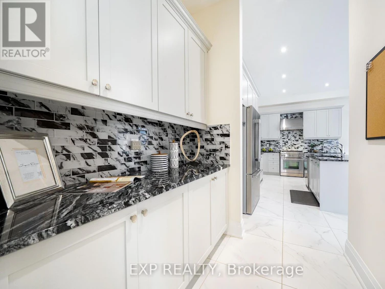 38 Bud Leggett Crescent, Georgina, ON, L4P 0T1 - 24