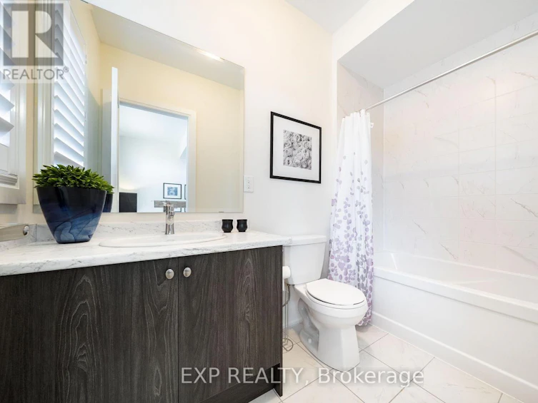 38 Bud Leggett Crescent, Georgina, ON, L4P 0T1 - 40