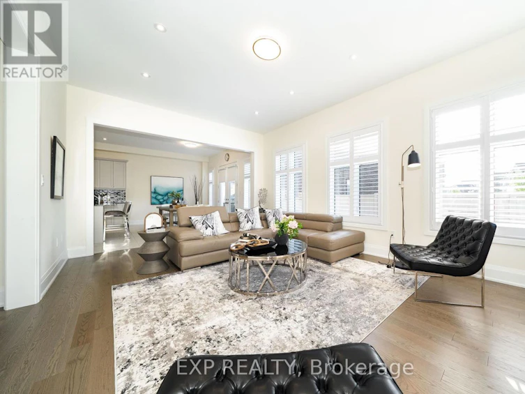 38 Bud Leggett Crescent, Georgina, ON, L4P 0T1 - 15