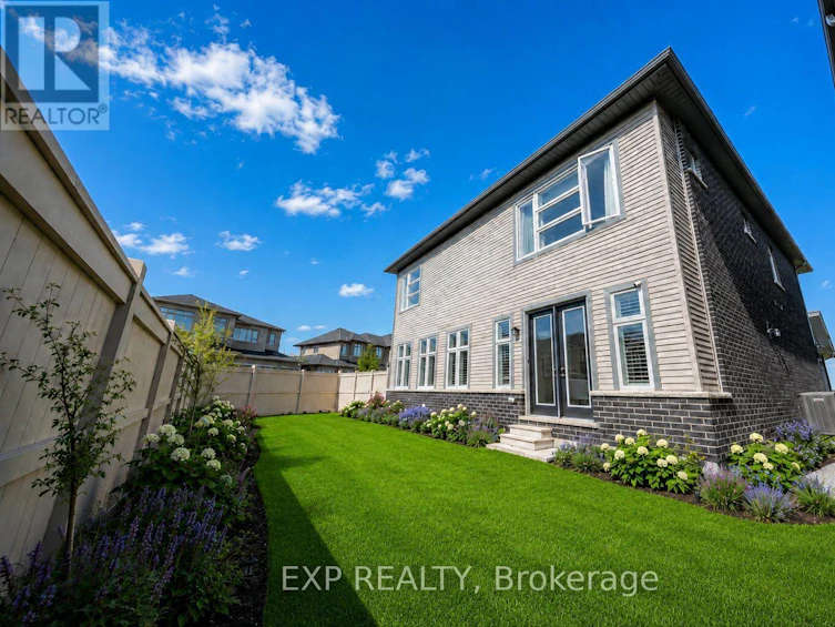 38 Bud Leggett Crescent, Georgina, ON, L4P 0T1 - 47
