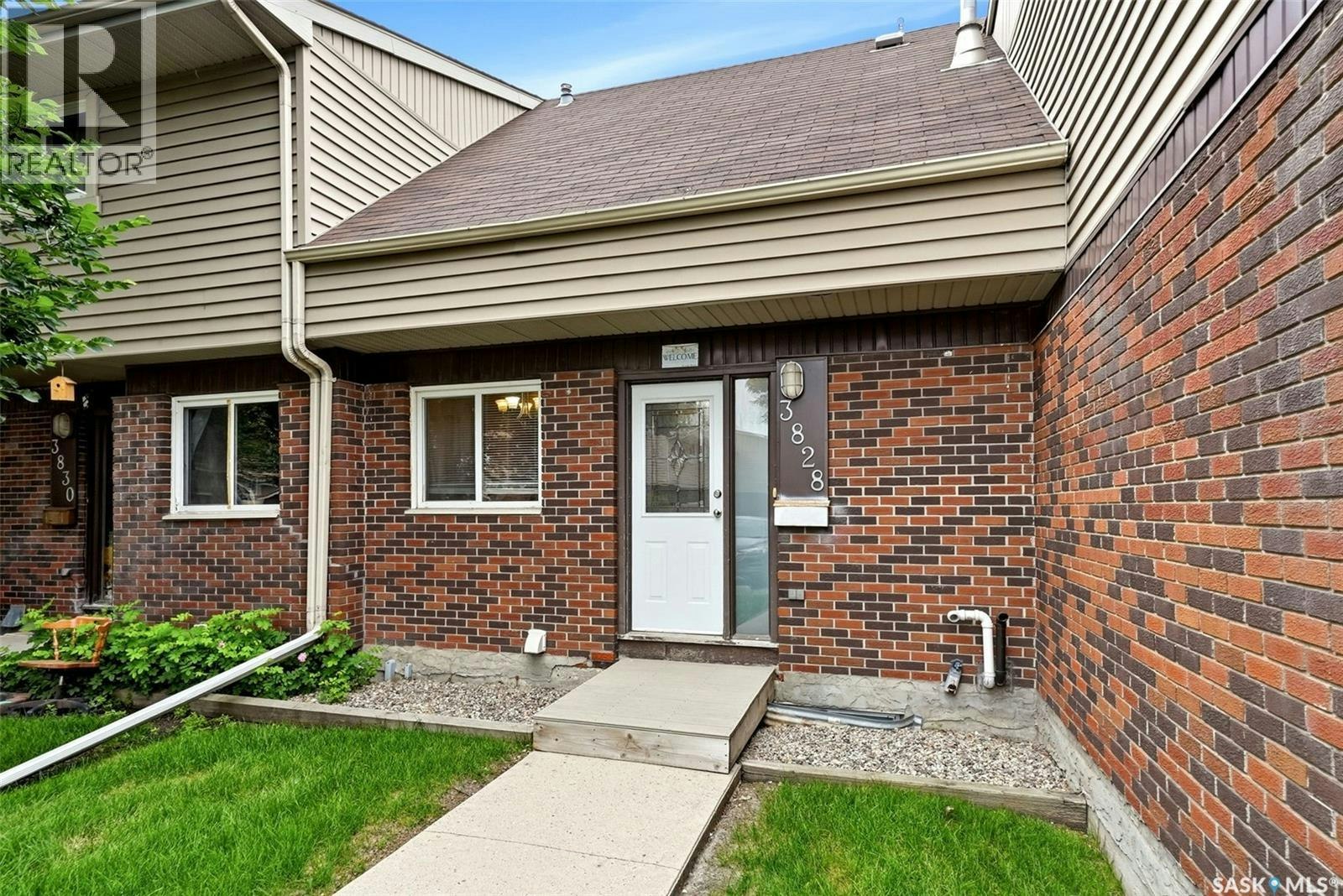 3828 Castle Road, Regina, SK, S4S 6M7