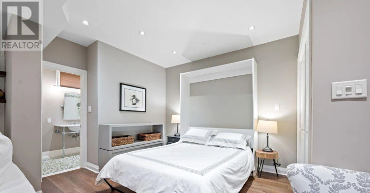 60 Thompson Avenue, Toronto, ON, M8Z 3T4 - 40