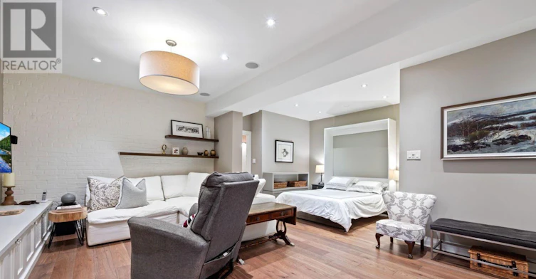 60 Thompson Avenue, Toronto, ON, M8Z 3T4 - 37