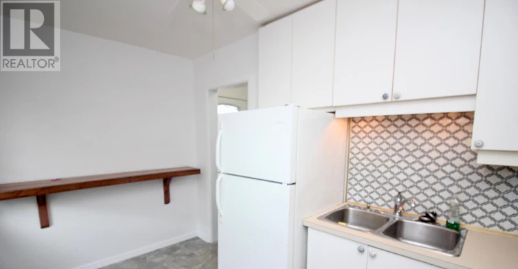 86 Argyle Crescent, St. Catharines, ON, L2P 2P4 - 3