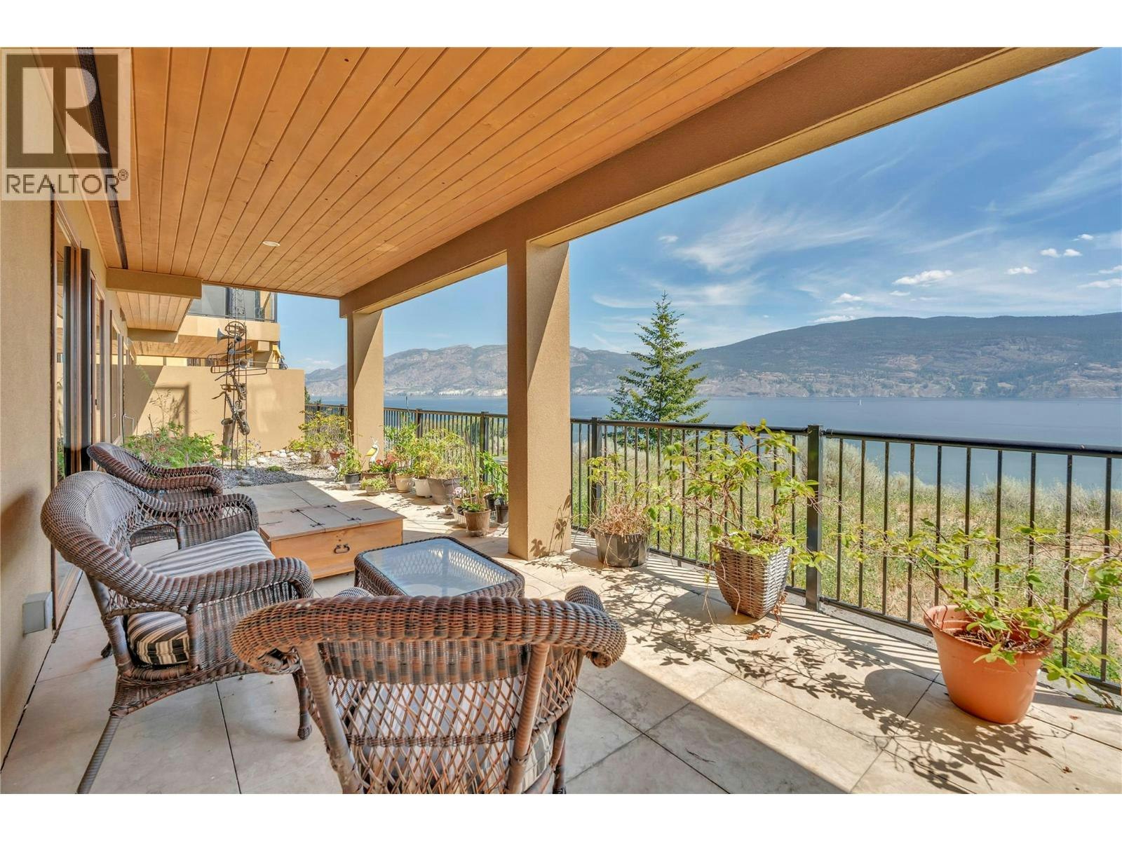 205-14419 Downton Avenue, Summerland, BC, V0H 1Z1