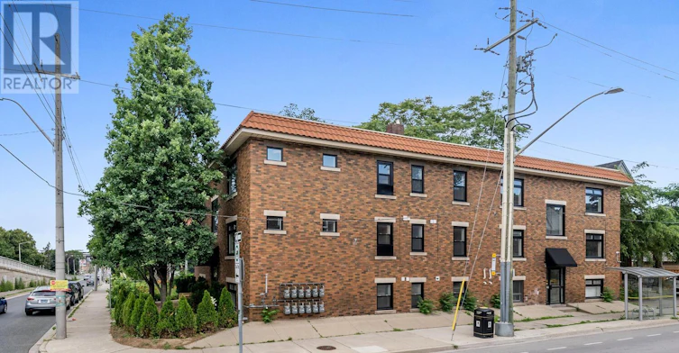 6-127 Victoria Avenue S, Hamilton, ON, L8N 2S9 - 3