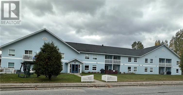 210-21 Balsam Street, Greater Sudbury, ON, P0M 1M0 - 2