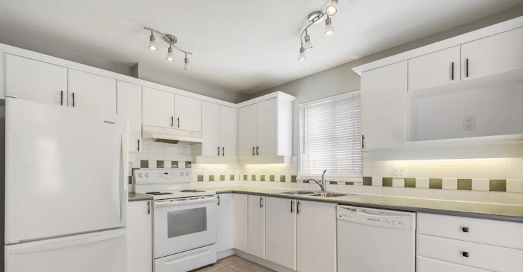 305-6336 197 Street, Langley, BC, V2Y 2T7 - 5