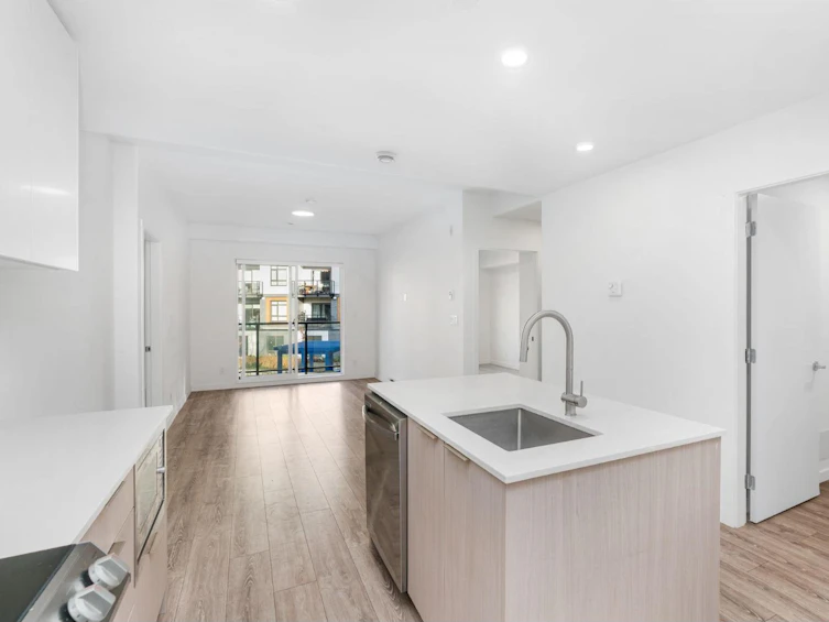 209-13969 96 Avenue, Surrey, BC, V3T 4M2 - 4