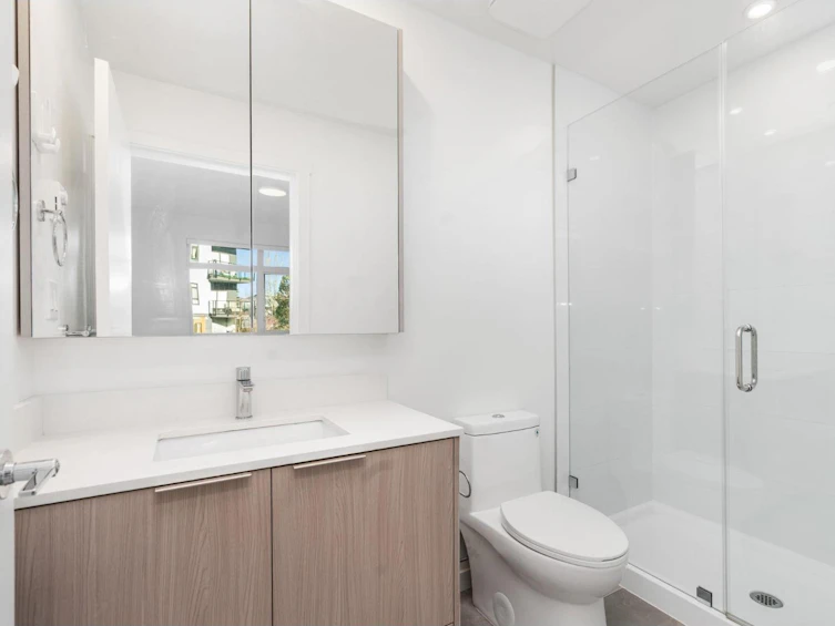 209-13969 96 Avenue, Surrey, BC, V3T 4M2 - 12