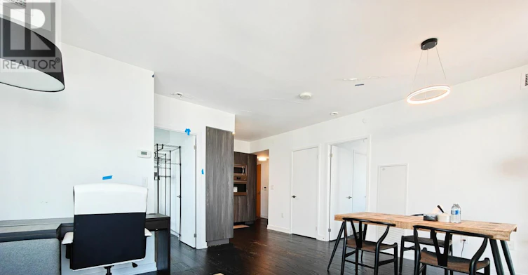 3902-11 Wellesley Street W, Toronto, ON, M4Y 0G4 - 3