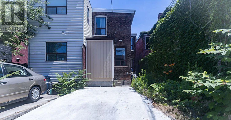 6 Macklem Avenue, Toronto, ON, M6J 3M2 - 30