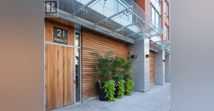 1111-21 Nelson Street, Toronto, ON, M5V 1T8