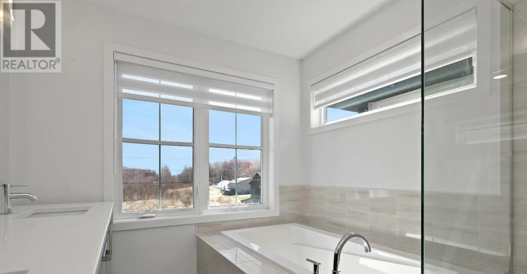 6483 Renaud Road, Ottawa, ON, K1W 0R8 - 25