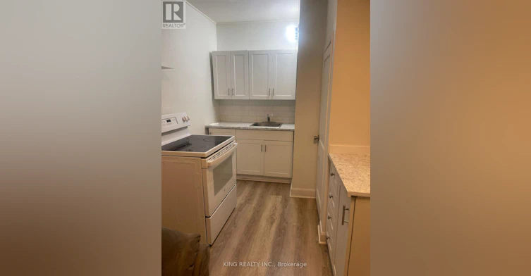 137 Wellington Street, London, ON, N6B 2K7 - 8