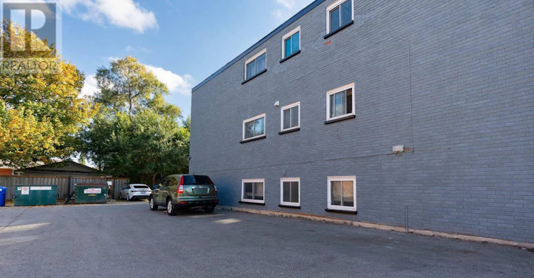 9-153 Godfrey Drive, London, ON, N5V 2E8 - 2