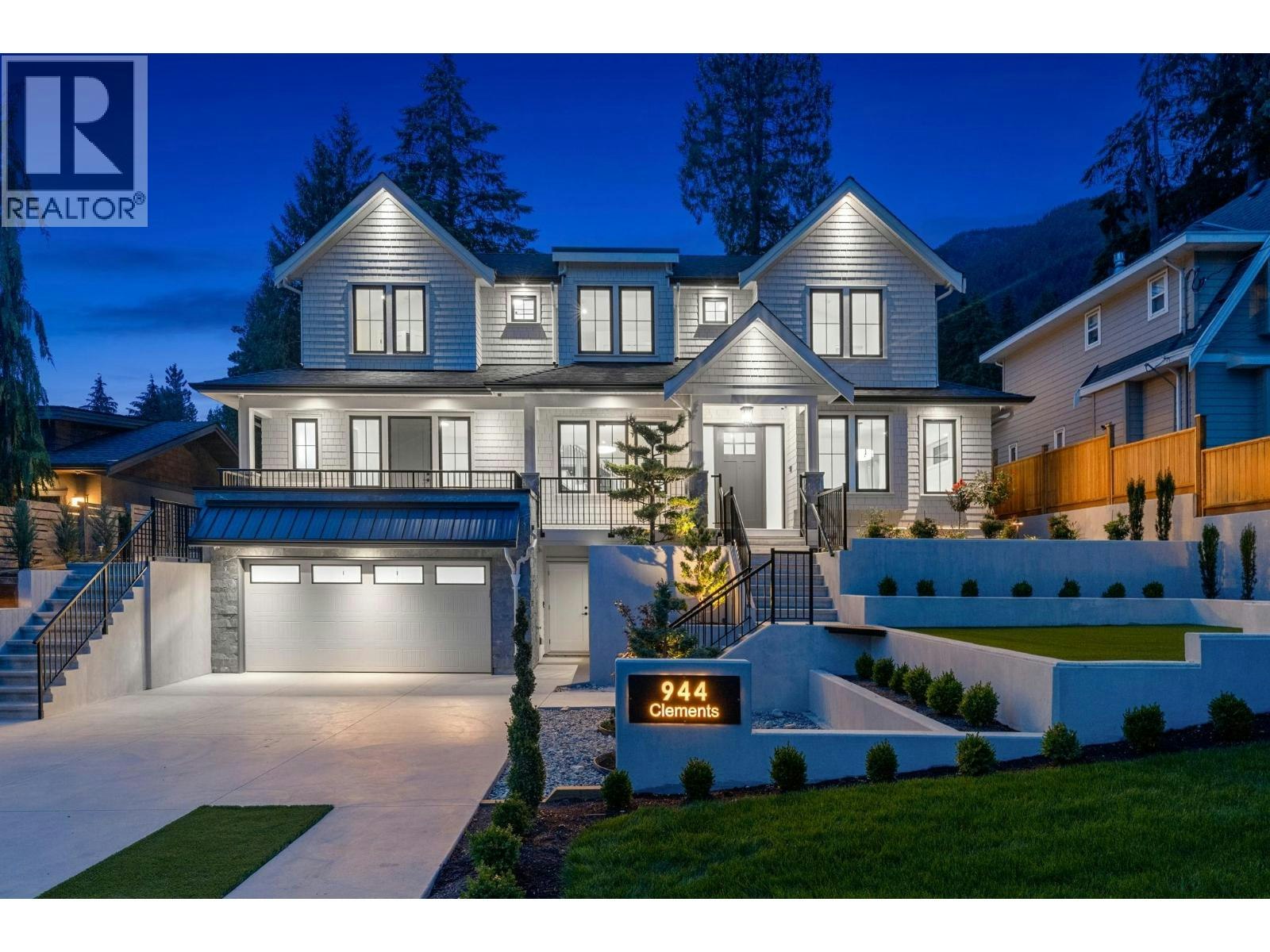 944 Clements Avenue, North Vancouver, BC, V7R 2K7