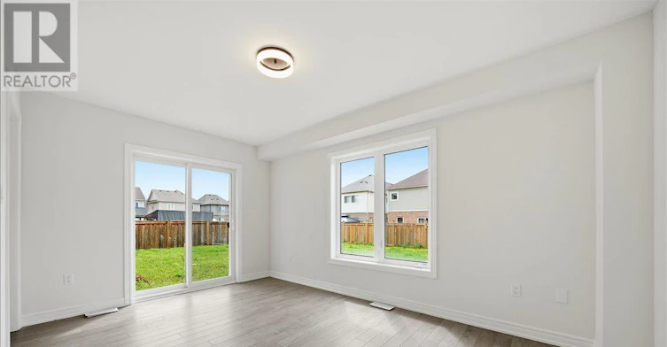 226 Bruce Cameron Drive, Clarington, ON, L1C 0W3 - 13