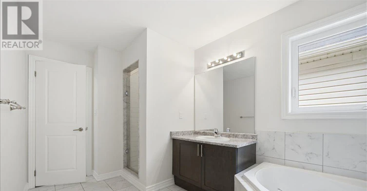 226 Bruce Cameron Drive, Clarington, ON, L1C 0W3 - 36