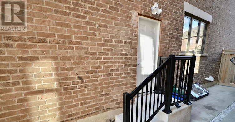 465 Kleinburg Summit Way, Vaughan, ON, L4H 4T2 - 3