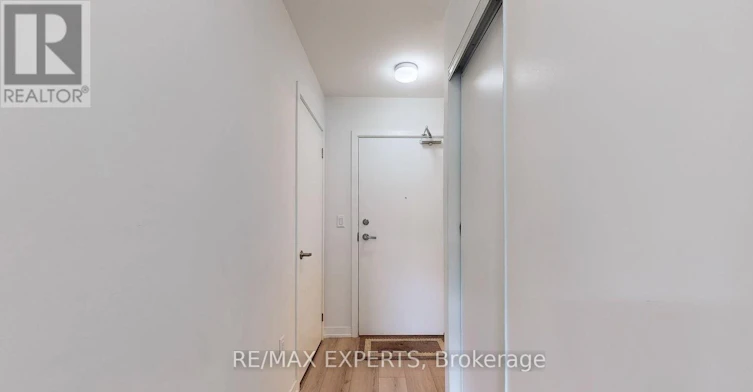 308-3401 Ridgeway Drive, Mississauga, ON, L5L 0B9 - 3